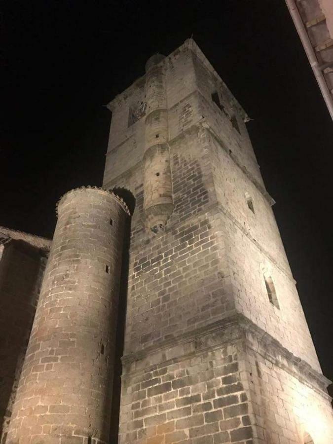 Los Callejones Arenas de San Pedro Zewnętrze zdjęcie